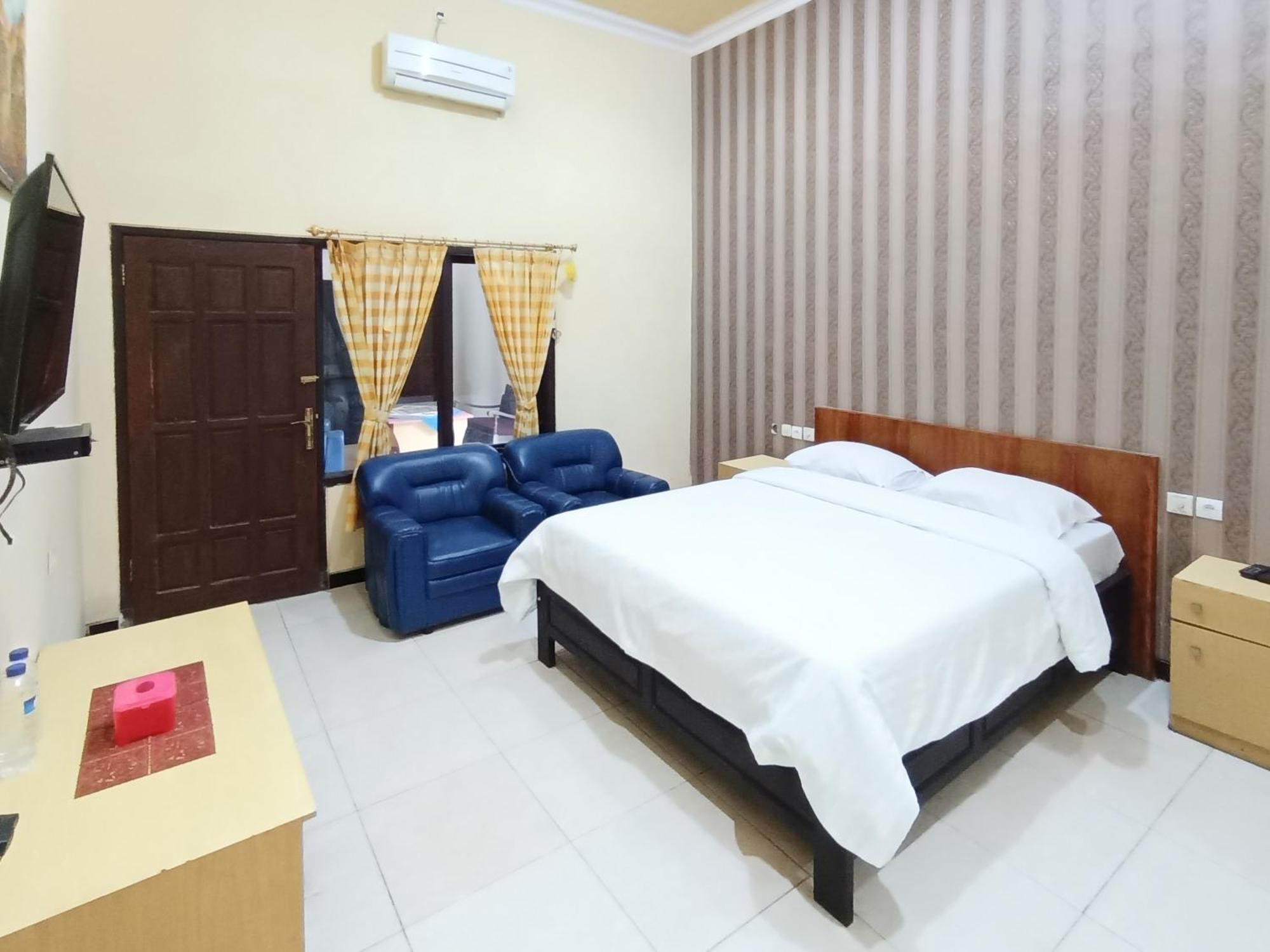 Hotel Gita Puri Redpartner Blitar Exteriér fotografie