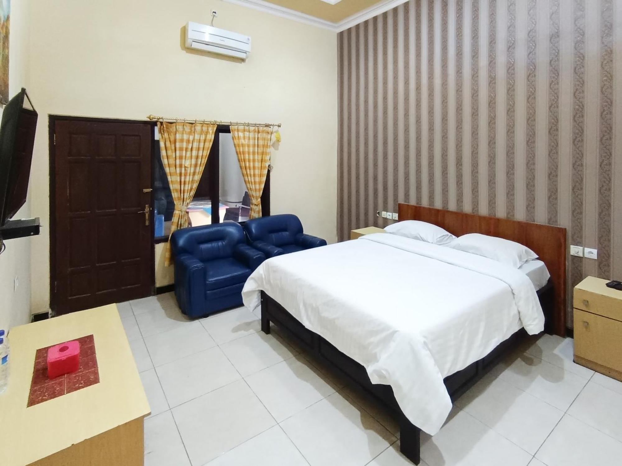 Hotel Gita Puri Redpartner Blitar Exteriér fotografie