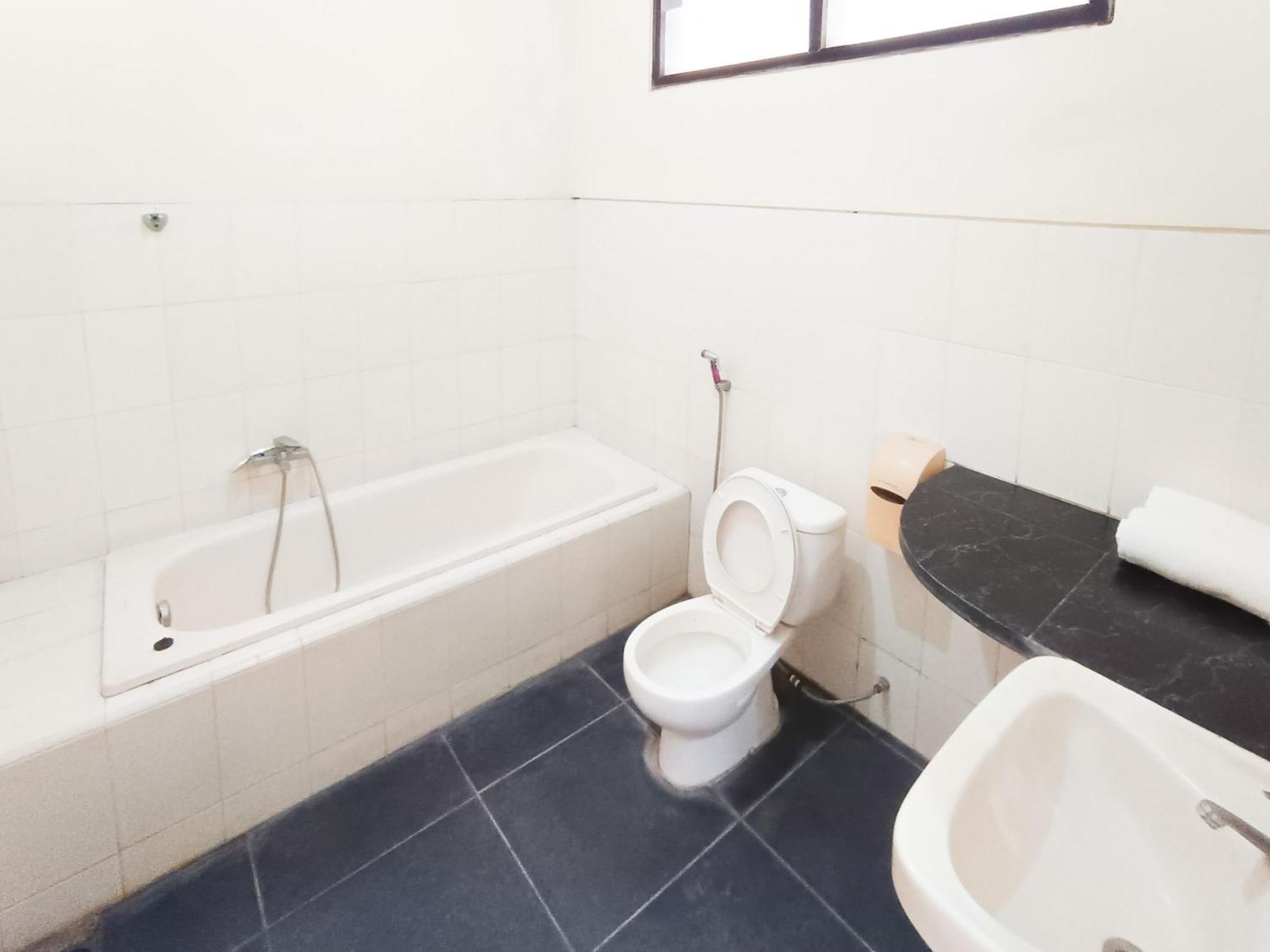 Hotel Gita Puri Redpartner Blitar Exteriér fotografie