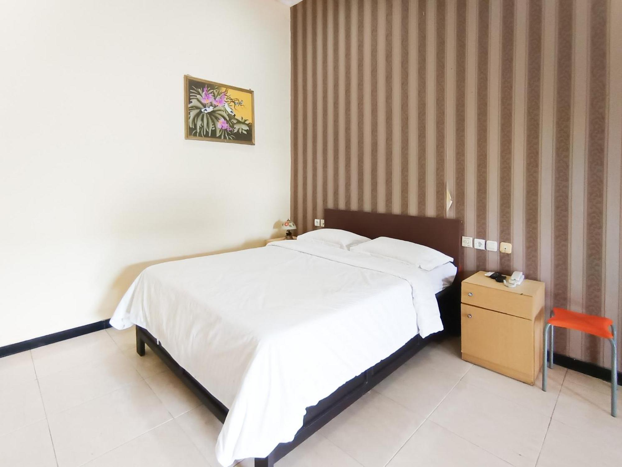 Hotel Gita Puri Redpartner Blitar Exteriér fotografie