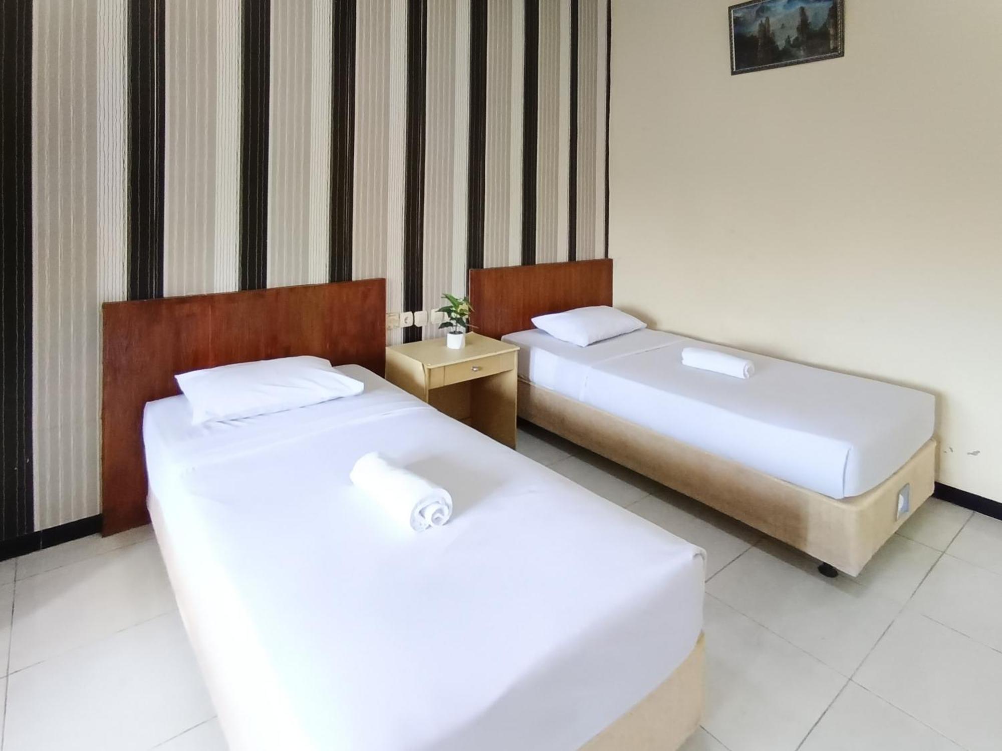 Hotel Gita Puri Redpartner Blitar Exteriér fotografie