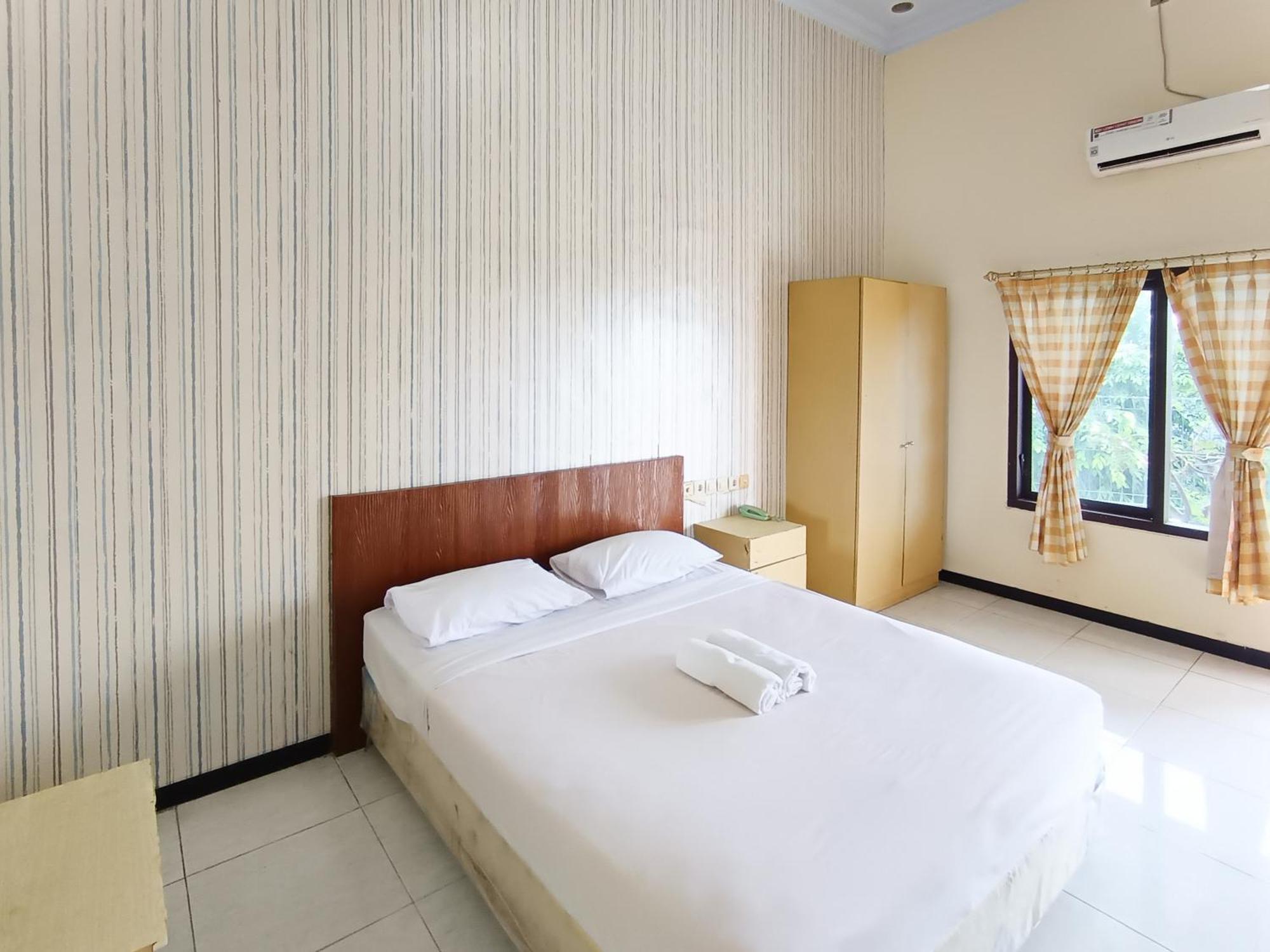 Hotel Gita Puri Redpartner Blitar Exteriér fotografie