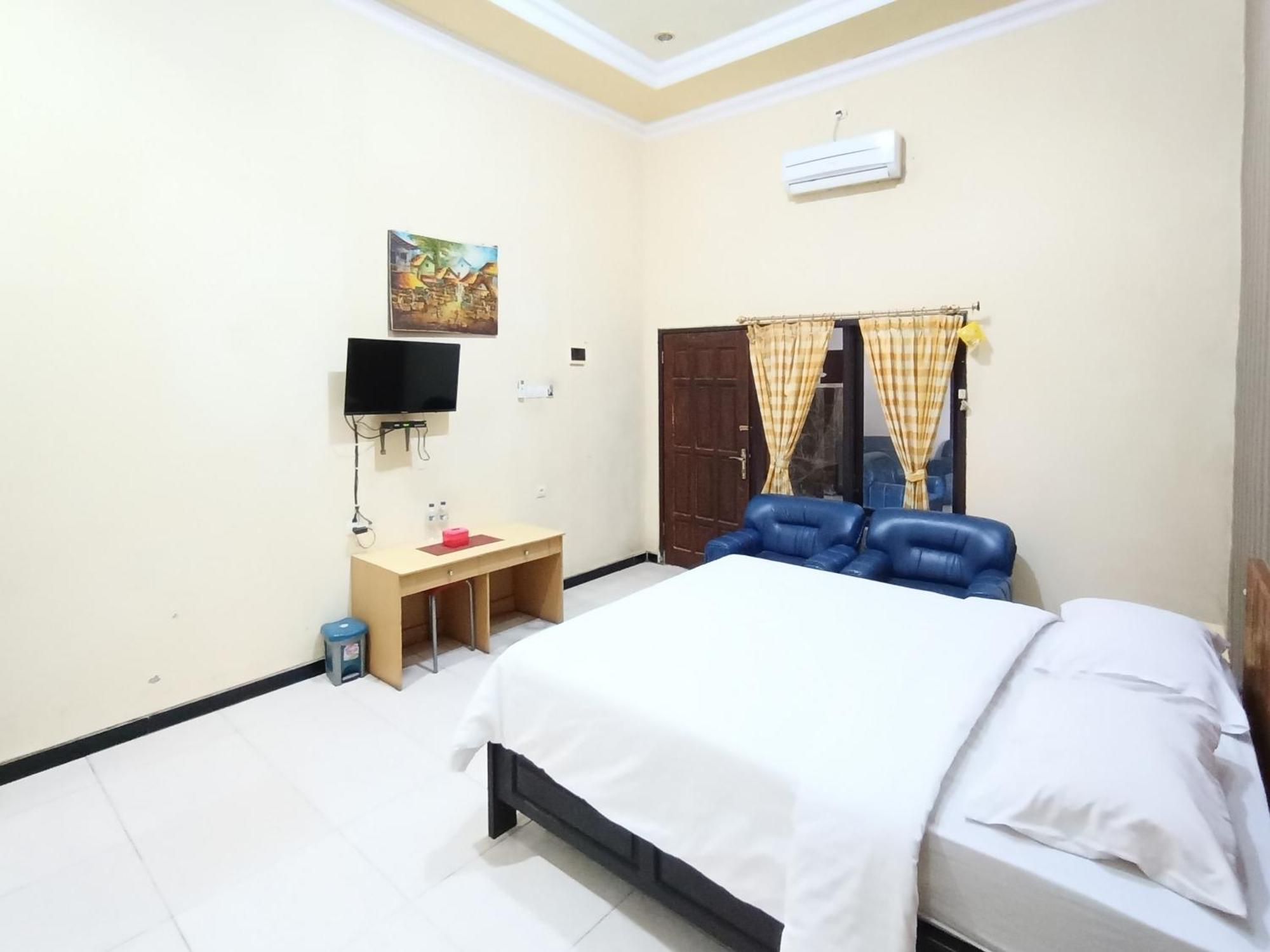 Hotel Gita Puri Redpartner Blitar Exteriér fotografie