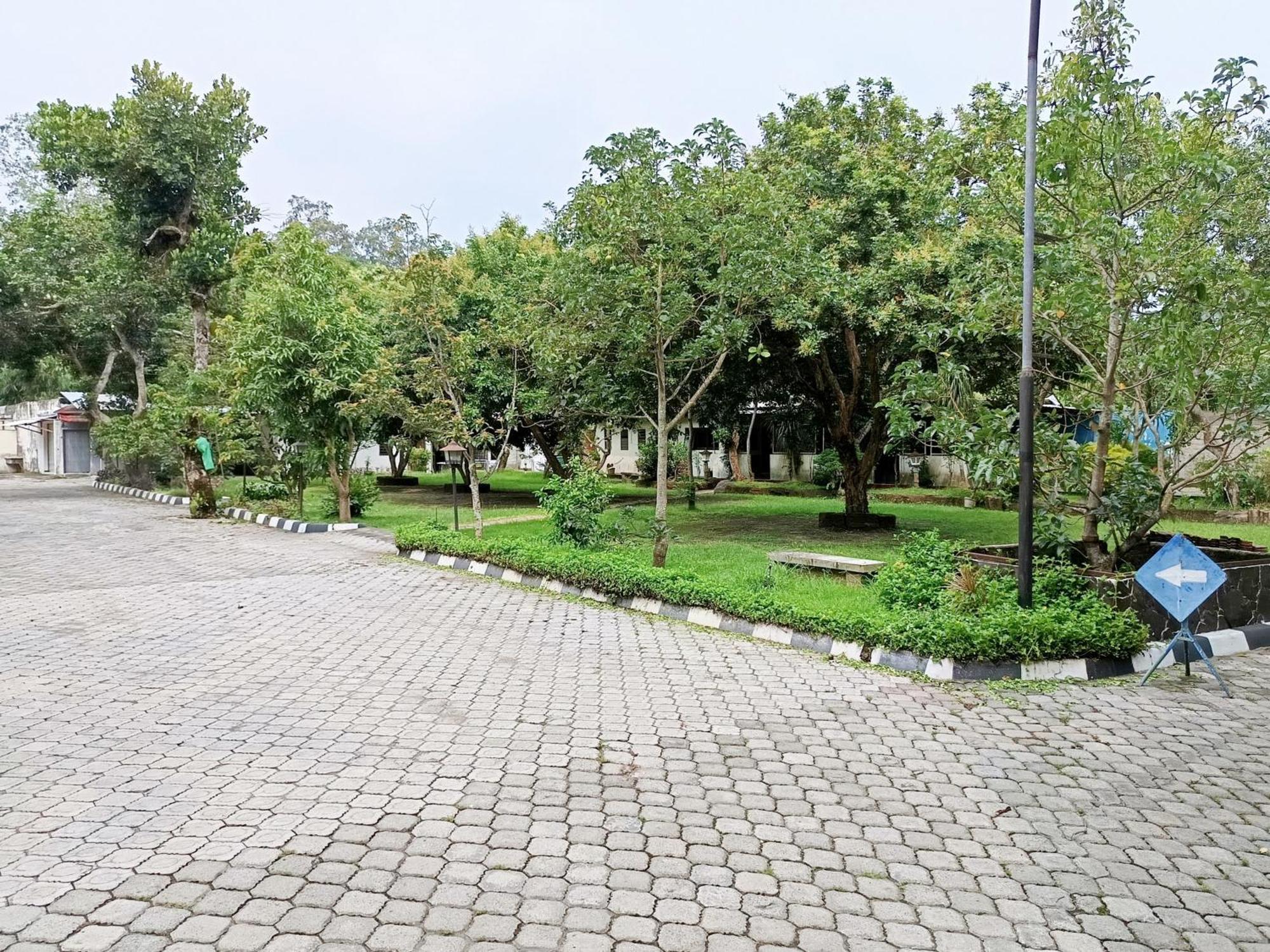 Hotel Gita Puri Redpartner Blitar Exteriér fotografie